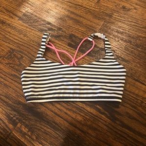 Lululemon bra EUC size 6